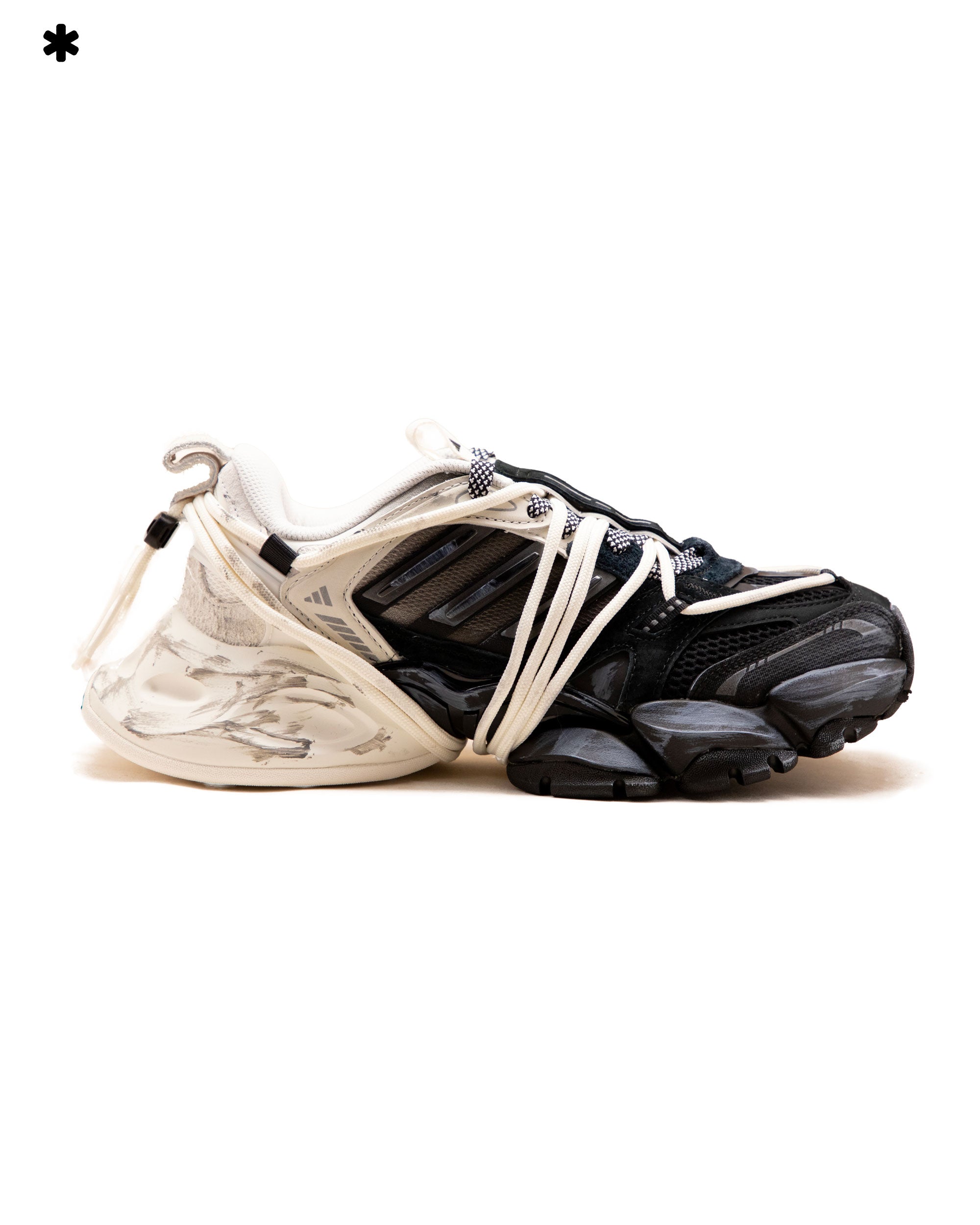 Adidas XLG Runner Deluxe 2.0 Black-White | Freesneak