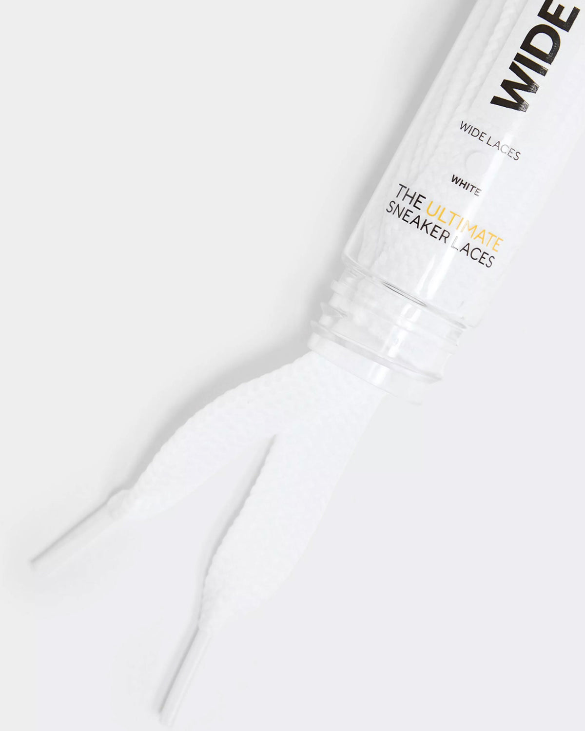 Crep Protect Wide Laces 130cm X 1,5cm White