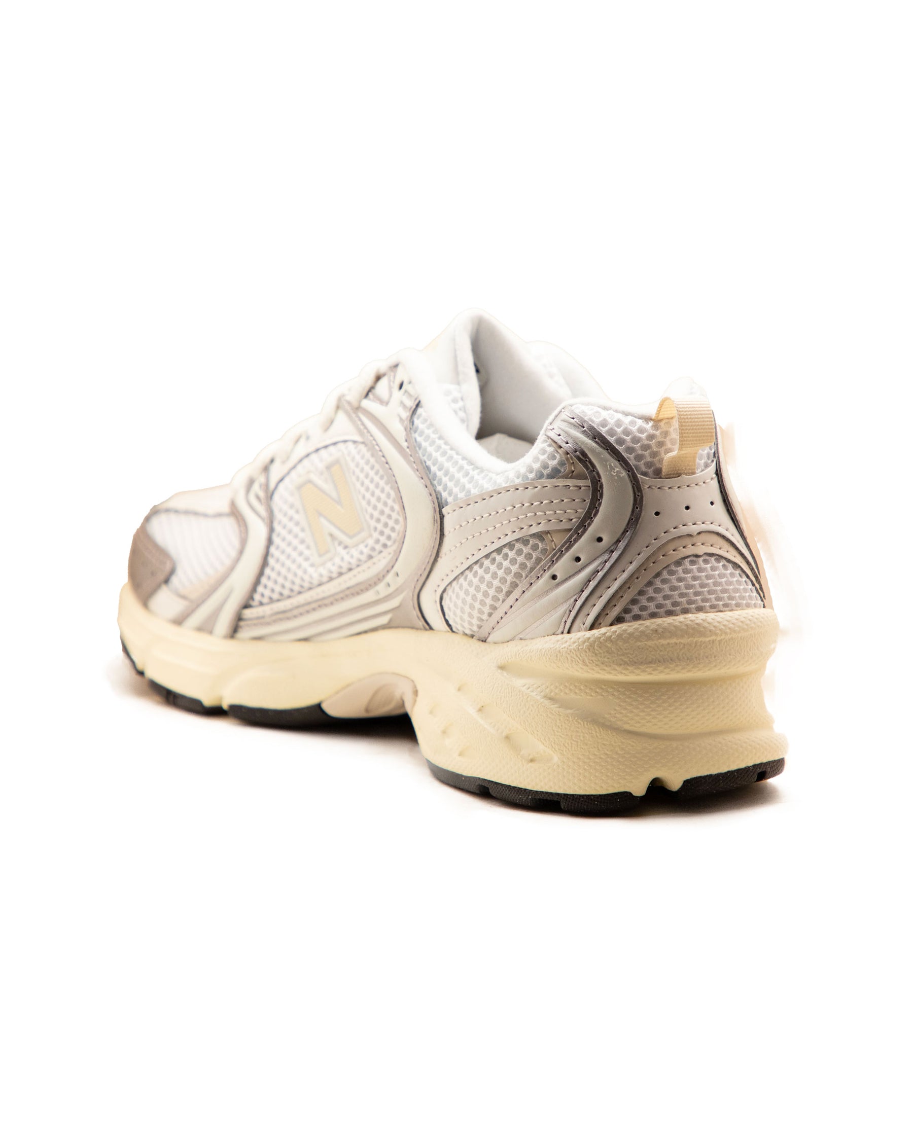 New Balance 530 White Silver Cream