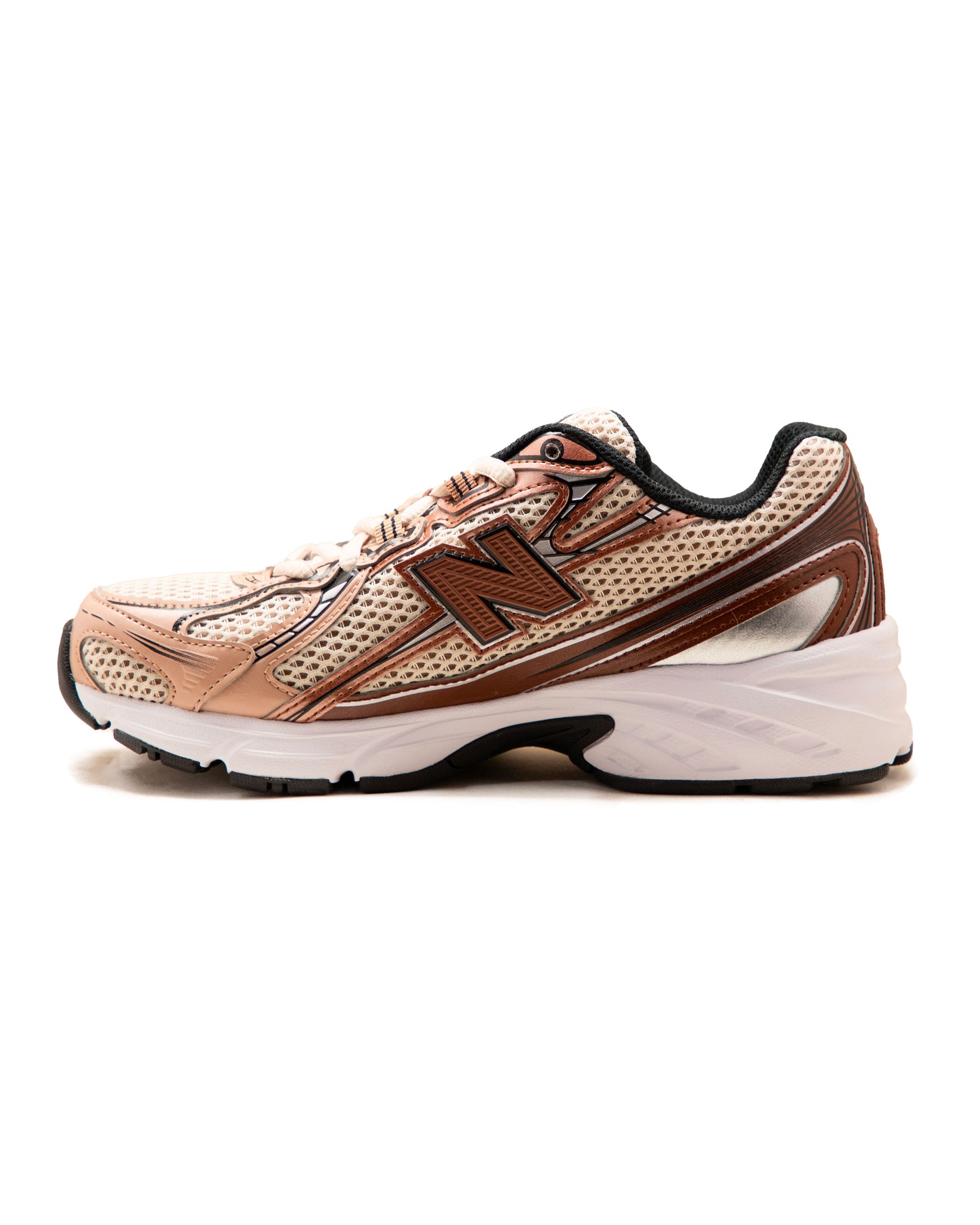 New Balance 740 Beige
