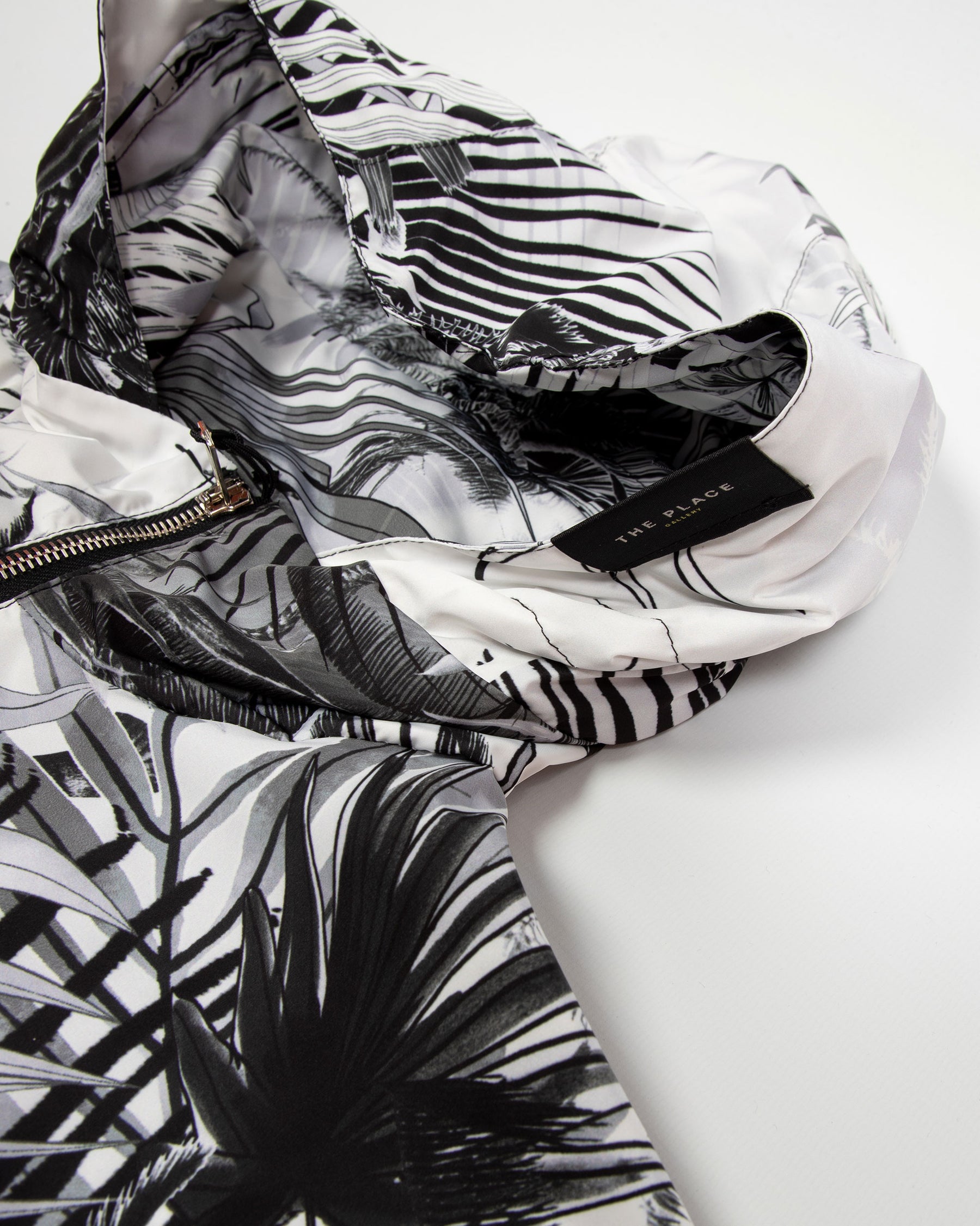 Nylon Print Jacket Man L1JSS226653-Z159