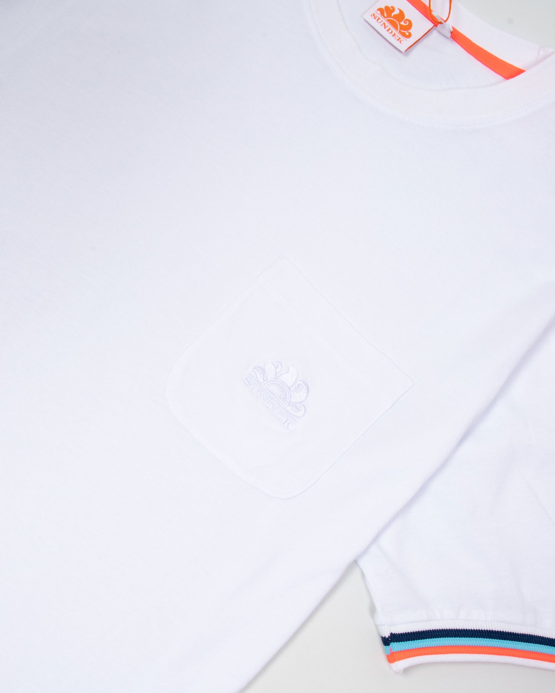 Man Tee Sundek Pocket White