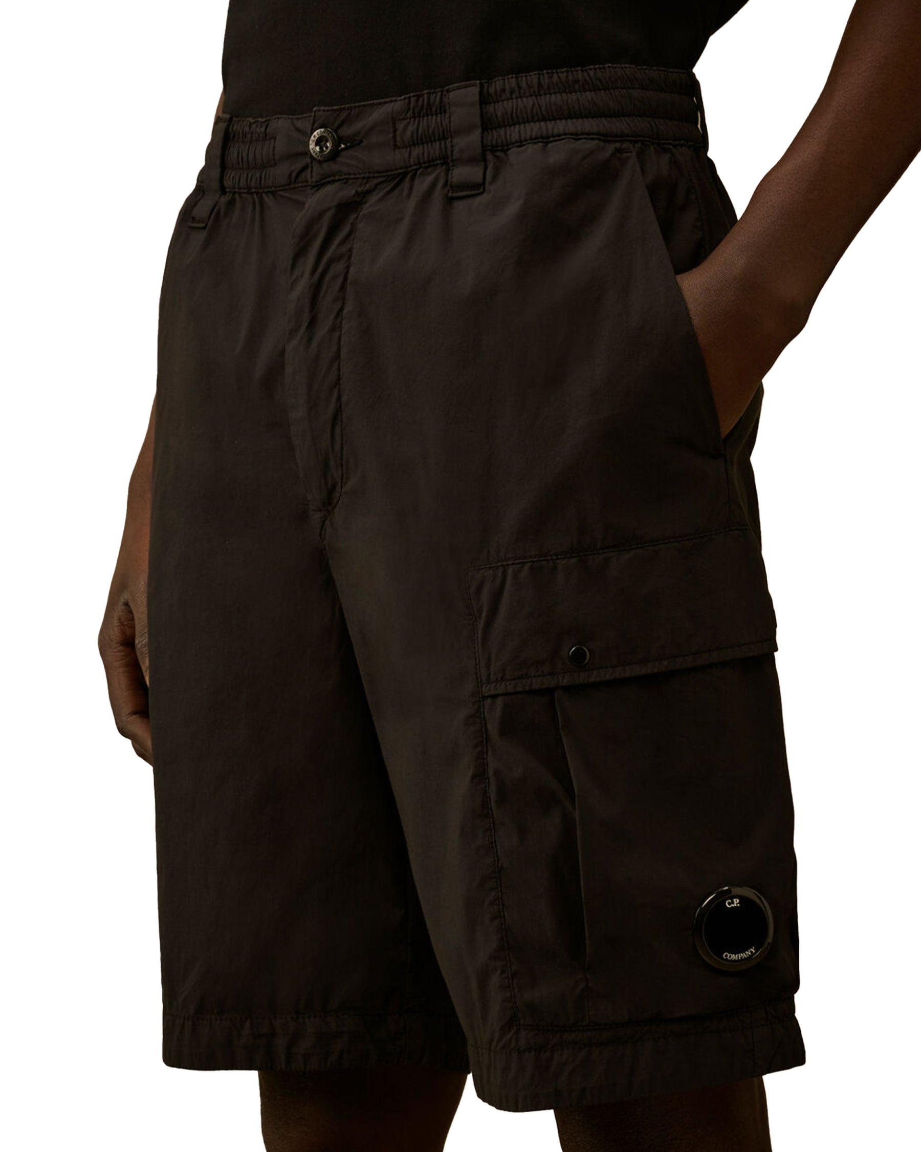 Men's Cargo Bermuda Shorts in 50 Thread Stretch Black