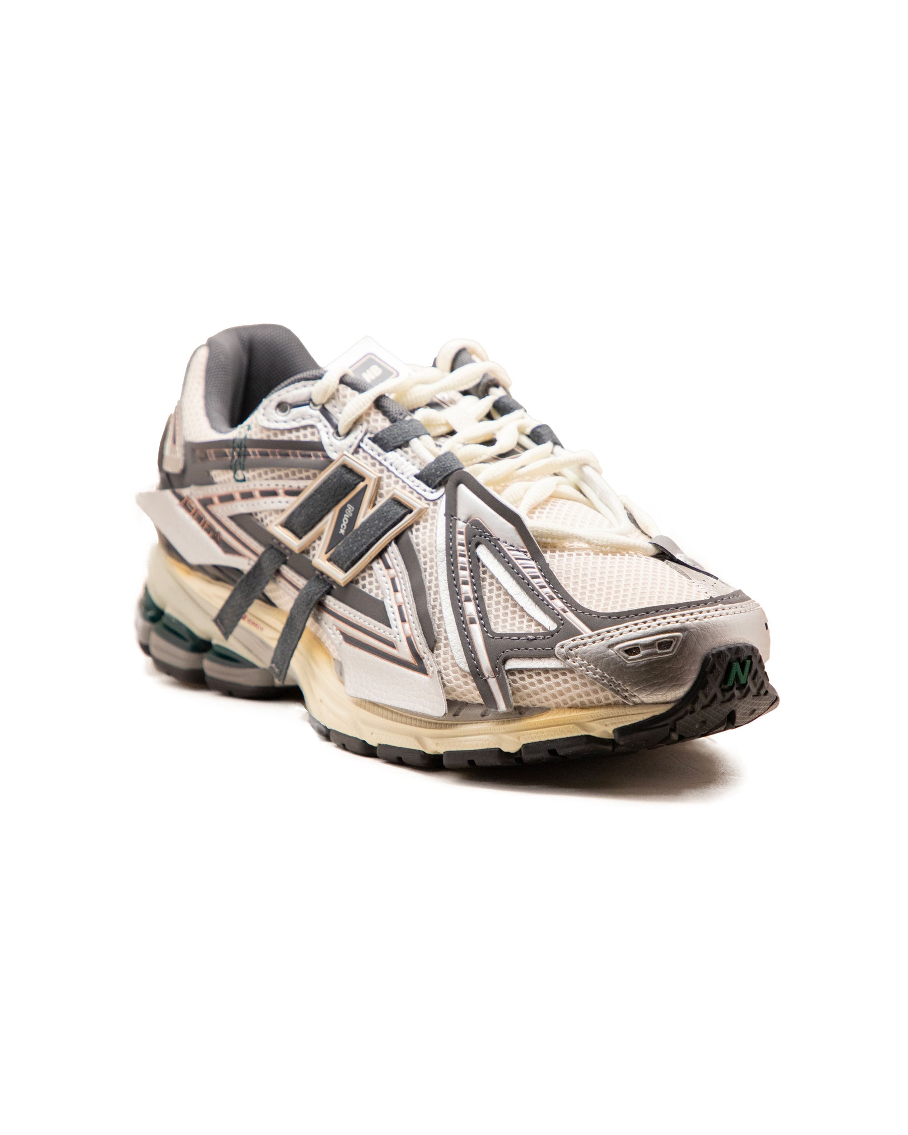 New Balance 1906 White Silver
