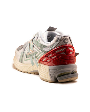 New Balance 1906A Sea Salt Lone Star Grey