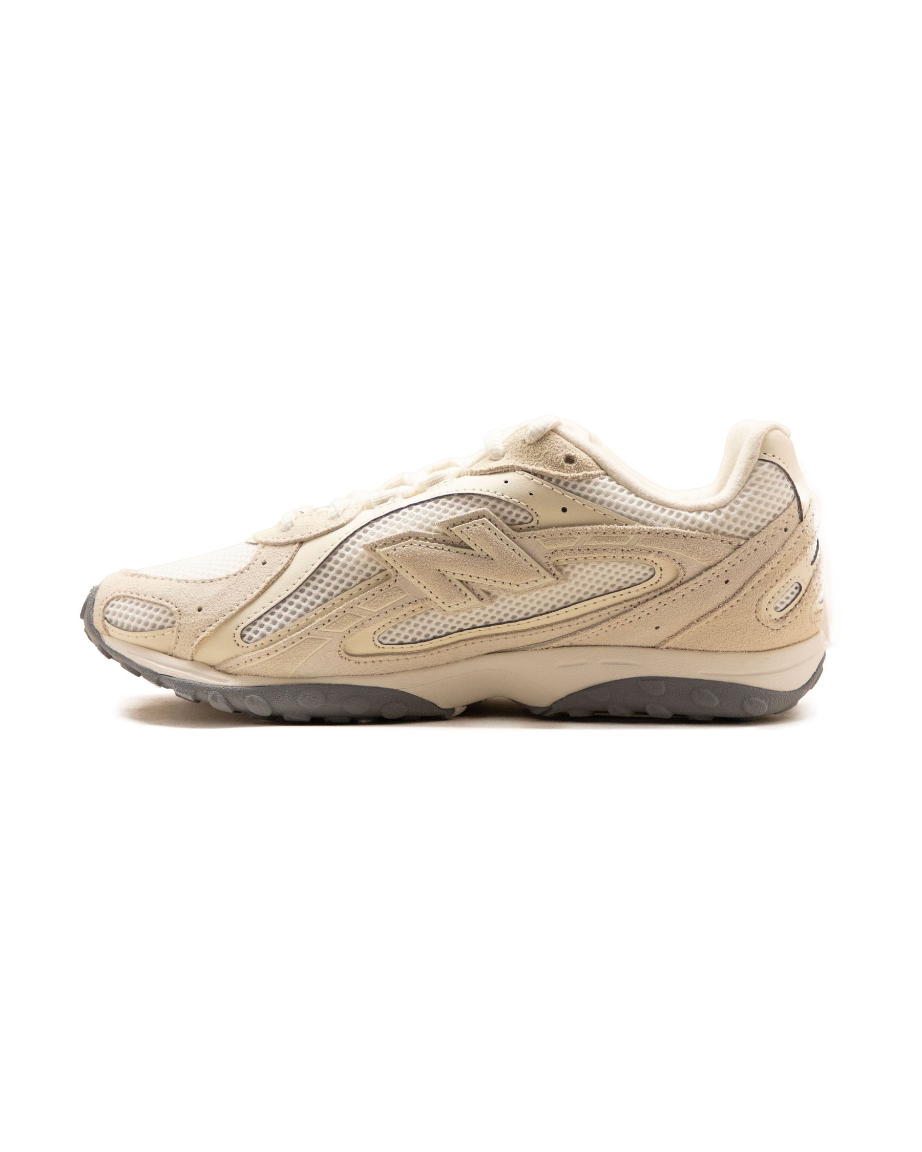 New Balance 204L Angora Linen Beige