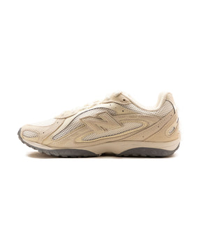 New Balance 204L Angora Linen Beige