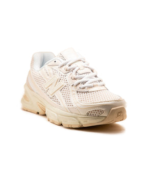 New Balance 740 Bisque Beige
