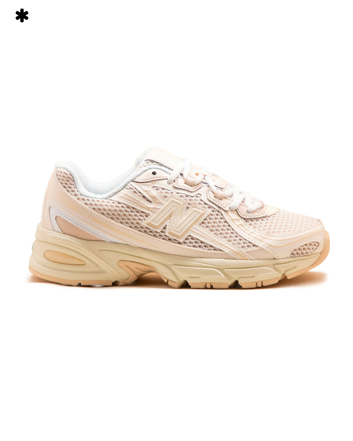 New Balance 740 Bisque Beige