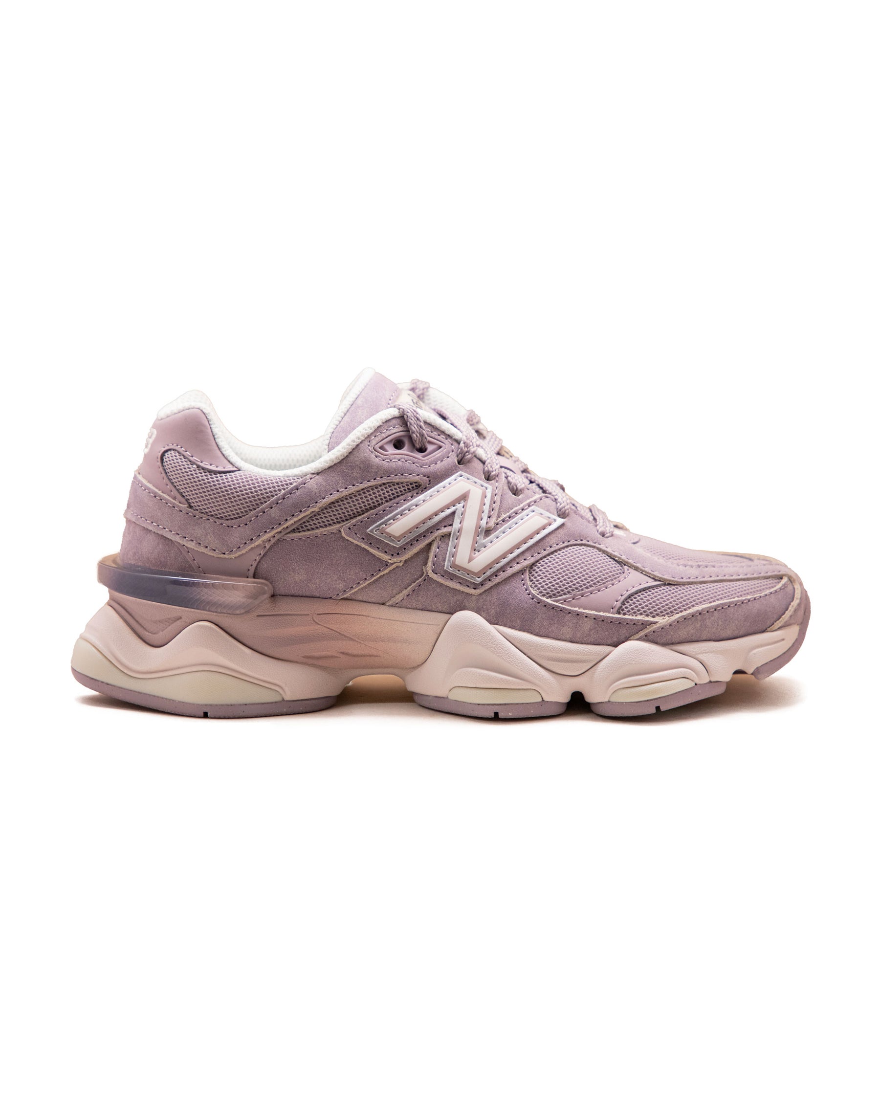 9060 Glicine Truffle Salt Sneakers