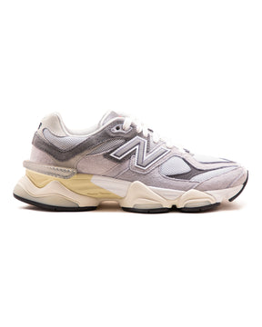 New Balance 9060 Grigia
