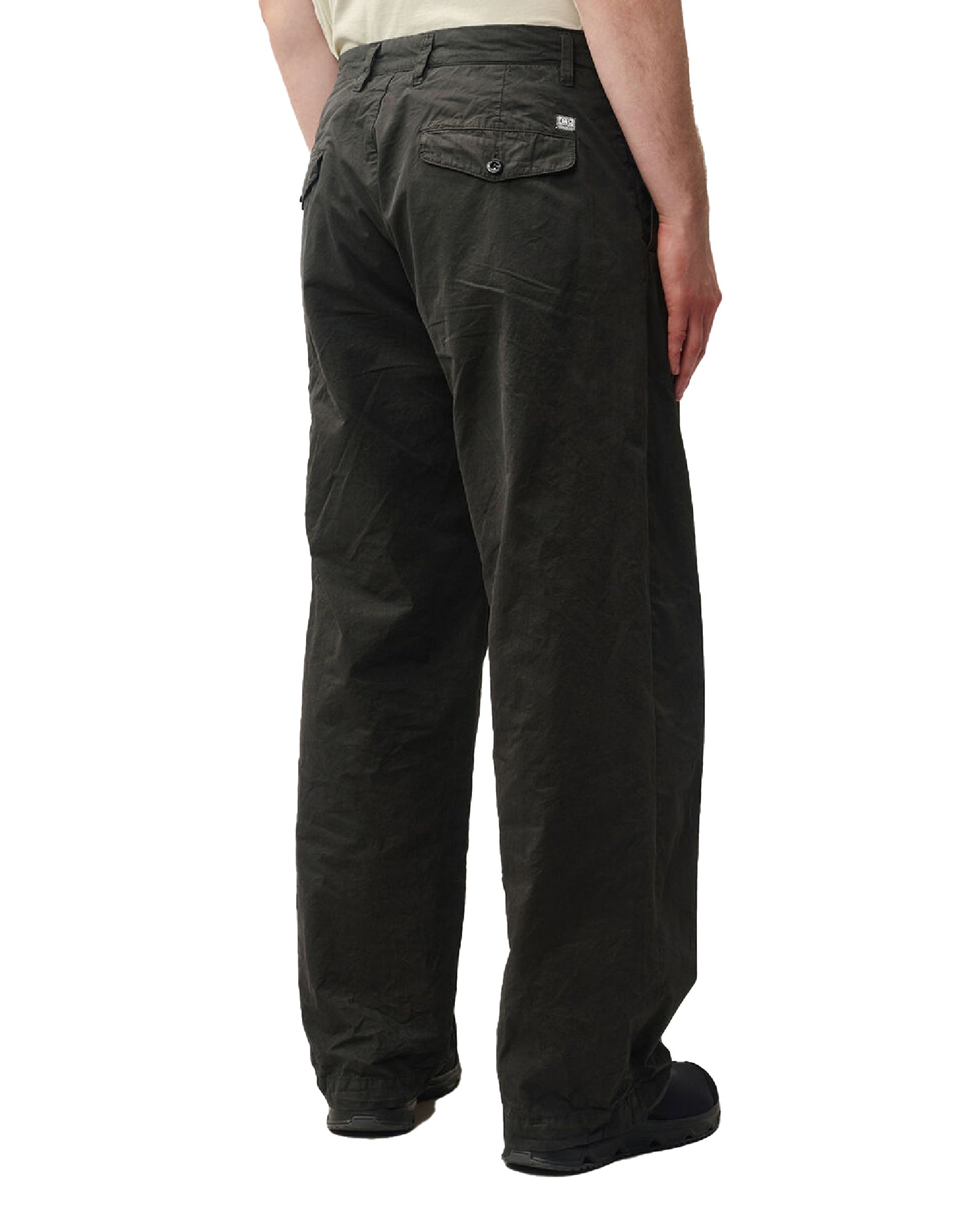 CP Company Men's Trousers Micro-Reps Boxy Pleats Cargo Pants Raven