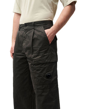 CP Company Men's Trousers Micro-Reps Boxy Pleats Cargo Pants Raven